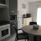 Charmante maisonnette à Fort-Mahon-Plage, près de la Baie dAuthie, 2 chambres, jardin, parking inclus - FR-1-482-38