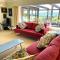 Tranquility Base - Waikanae Beach Holiday Home