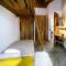 2 Bedrooms Artist House - The 2nd Home
