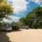 Deepwell Granary is a lovely thatched barn with attached meadow woodland - Buxhall