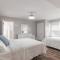 Full House Beach Block Sleeps 26 Ocean views - 文特诺市