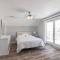 Full House Beach Block Sleeps 26 Ocean views - 文特诺市