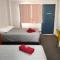 Billabong Hotel Motel