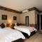 Motive Cottage Resort