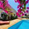 Lulu Bungalows