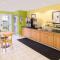 Microtel Inn & Suites by Wyndham Delphos - Delphos