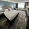 Clarion Hotel & Convention Center Joliet - جوليت