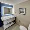 Clarion Hotel & Convention Center Joliet - جوليت