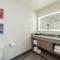 Comfort Suites Colorado Springs East - Medical Center Area