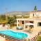 Villa Constantinos