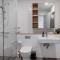 KOZYGURU Penrith Cosy 2BED 2BATH APT + FREE Parking NPE081