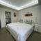 Dalyan Risus Suite