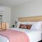 The Starlight Motor Inn