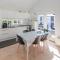 Gorgeous Home In Sams With Kitchen - Onsbjerg