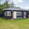 2 Bedroom Cozy Home In Samsø