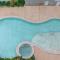 Arafura Suites - Dual-Studio Resort-style Getaway