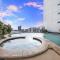 Arafura Suites - Dual-Studio Resort-style Getaway