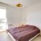 Bel appartement T3 à 50m de la plage, balcon, parking, pour 4 - FR-1-521-14