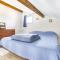 Studio mezzanine à 300m de la plage avec parking - FR-1-521-48