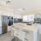 Sandy Beach House Corlette Unit 1 Waterfront WI-FI Aircon
