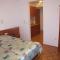 Apartment Sobe Ravbar - Novo Mesto