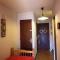 Studio cabine rénové au pied des pistes, 6 pers, proche services - FR-1-297-94