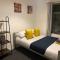 WHOLE House - Fast WIFI & FREE Parking - Contractor Friendly by IRWELL STAYS - Manchester