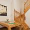 Appletree Cottage at Williamscraig Holiday Cottages - Linlithgow