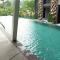 Pool Front Sexy Studio Fully Furnished Apartment