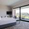 Hilltop Bayview Luxury Apartments