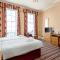 Russell Hotel