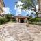 Ko Olina Beach Villas B210 - Beach Front Luxury 2BR 2BA Condo with 1 Free Parking