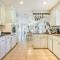 Modern Home in Napa Area with Hot Tub and Game Room! - Petaluma