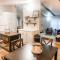 Renovated Bungalow Getaway