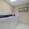 Comfort Suites Waco North - Near University Area