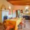 Cozy Home In Santa Lucia Del Mela With Kitchen - Santa Lucia del Mela