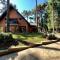Casa Allegro 3dorm prox Lago Negro by AcheiGramado
