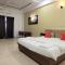 Hotel Om Inn - Talegaon Dabhade - Talegaon Dābhāde