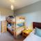 Anchors Away at The Bay Filey, sleeps 7, 2 dogs welcome for free too - Filey