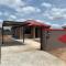 Lion House, 3 bedroom House next to Pilanesberg and Sun City - Mogwase