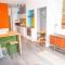 Chequer - seafront 1 bed ground floor garden flat