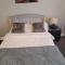 No 2 Decent Home -Large Deluxe bedroom - Dukinfield