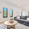 Spacious modern 3 bdr home minutes from beach - Merewether