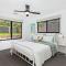 Sunset Shack - Sleeps 6 - Dog friendly!