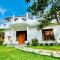 Madiha Surf House Lanka