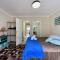 Casa TRIPLEX 3 dorm a 6QD RUA COBERTA CANELA
