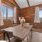 Cozy Cabin with Hottub at Cloverdale Cabins