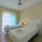 Apartment With Jacuzzi and pool access