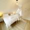 Seaside Cottage, 8min walk to beach. Dog friendly.