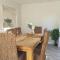 Seaside Cottage, 8min walk to beach. Dog friendly.
